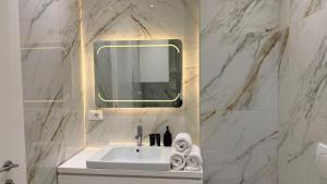 Dream Suites - Lake View Residences
