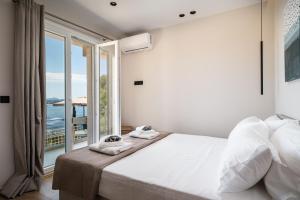 Aithra Seaview Suite by Konnect