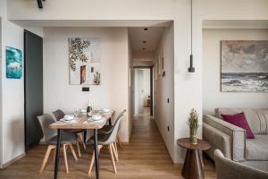 Aithra Seaview Suite by Konnect