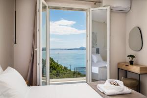 Aithra Seaview Suite by Konnect