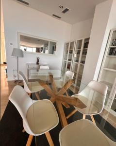 Luxury Beachfront Bright & Spacious by TuriVida