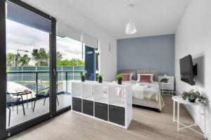Double Studio Deluxe Ursus Parking&Balcony