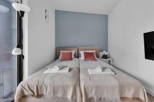 Double Studio Deluxe Ursus Parking&Balcony