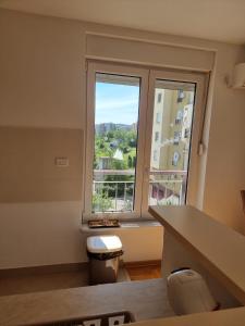 Vels Suite - Cozy Oasis & Free Parking
