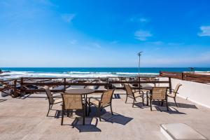 Dog-friendly Villa with Heated Pool, Hot Tub, Streaming, Partial Ocean Views