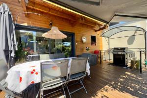 Magnificent villa with heated pool air conditioning