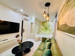 Sunrise Apartments