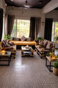 pench national park Saagwana jungle villa retreat