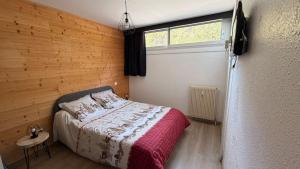 Appartement lumineux, terrasse, lisière de forêt