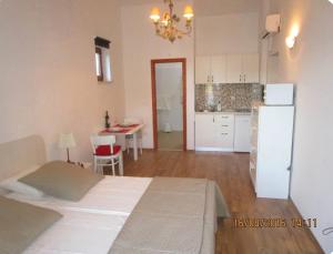 Apartmani ljuta naranča