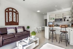 Dog-Friendly Suite with Kitchenette, Heated Outdoor Pool, Hot Tub, Private Patio