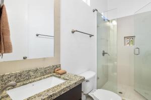 Dog-Friendly Suite with Beach Views, Outdoor Pool, Patio, Kitchenette, & AC