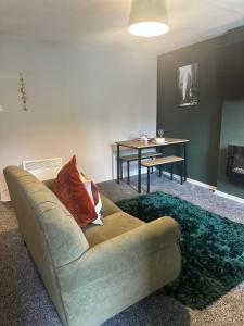 Cosy Ground Floor One Bedroom Flat Parking