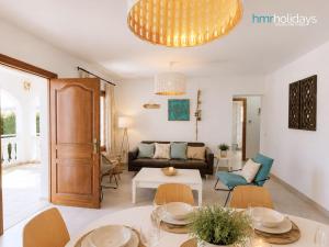 Villa Limoneros by HMR Holidays