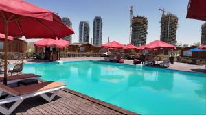 Charming Two Bedrooms Apartment with Lagoon View