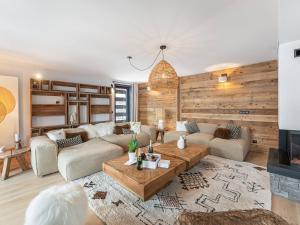 Appartement neuf proches des pistes - FR-1-562-68