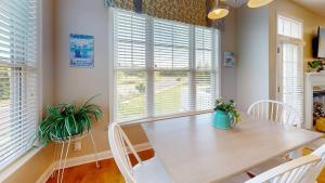 Grande at Canal Pointe 37277 Trent Ct