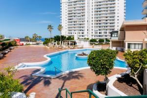 Dream Beach 1 BR Apartment Terrace Dining Pool in Costa Adeje by Aqua Vista Tenerife