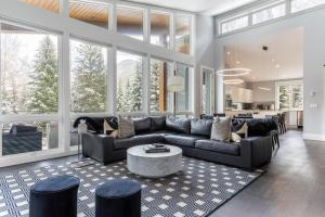 Aprés Chalet