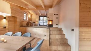 Rock Art Luxury Attic