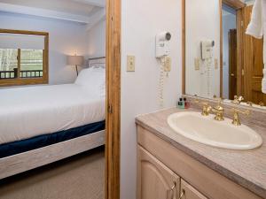 Vantage Point Condo 314