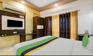 Mangal Hotel & Resorts Pool