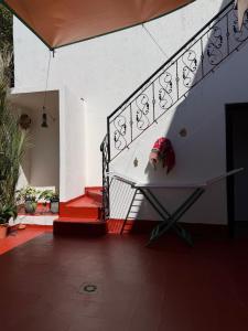 Giant House, Private Patio & Ultra-Fast Wi-Fi