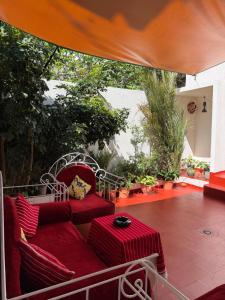 Giant House, Private Patio & Ultra-Fast Wi-Fi