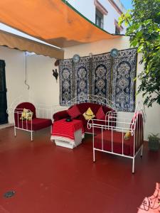 Giant House, Private Patio & Ultra-Fast Wi-Fi