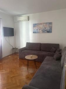 APARTMAN ADRIANA