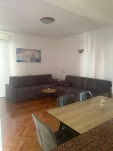 APARTMAN ADRIANA