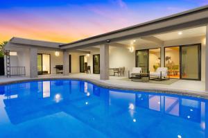 Private Pool Mountain Views and Modern Desert Home