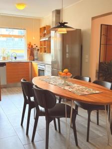 Great location in Reykjavík, sleeps 5,free parking