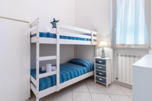 Hostdomus - Mariblù -with private parking