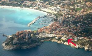 Studio Calvi Centre, vue mer, piscine
