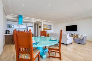 Charming Coastal Resort with Ocean Views, Pool, Gym and Shared Amenities