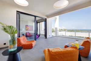 POV Ocean Views, 10 BR, Endless Inspiration in Massive Space, Balis Ultimate LUXX NEW Creator House