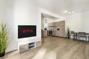 Downtown Apartment w Jacuzzi&Terrace Parkview v4