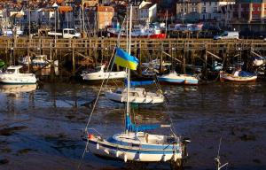 32 Sandside, 5 bedroom, Harbour views, Scarborough