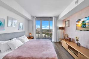 1BR North View Balcony Resort Pool & Beach