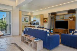 Artemida 8-Bedroom Getaway with Rooftop Sea Views
