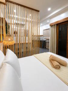 White Palm Villa 1
