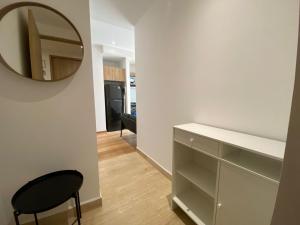 Cozy Loft in the City Center, Pool with a view to