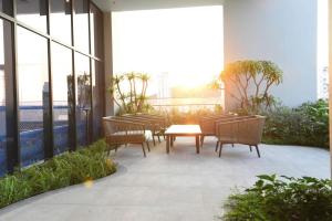 icon 40 hạ long 2pn tầng cao view biển 2BR High Floor Sea View 正面海景两居室