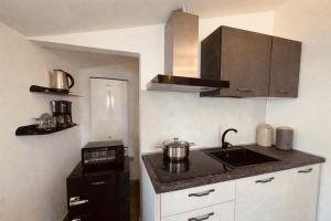 La finestra sul Lago by Theater Home