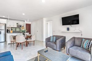 Morgan Residences 508 @ Boutique Hotel with Pool, Gym & Spa