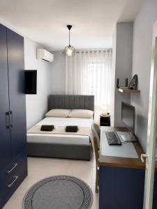 Sea & Sand Escape Durres - 2 Bedroom Apartment with Lift by the Beach