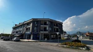 Ekinci Apartments