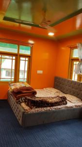 Samoon guest house