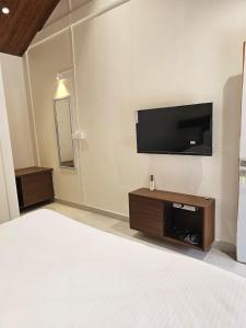 Saavi Resort Shrivardhan